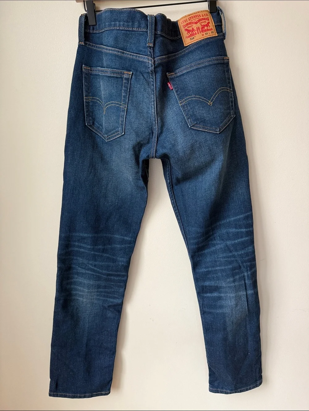 Levi's Slim Straight Jeans in Dark Indigo Wash